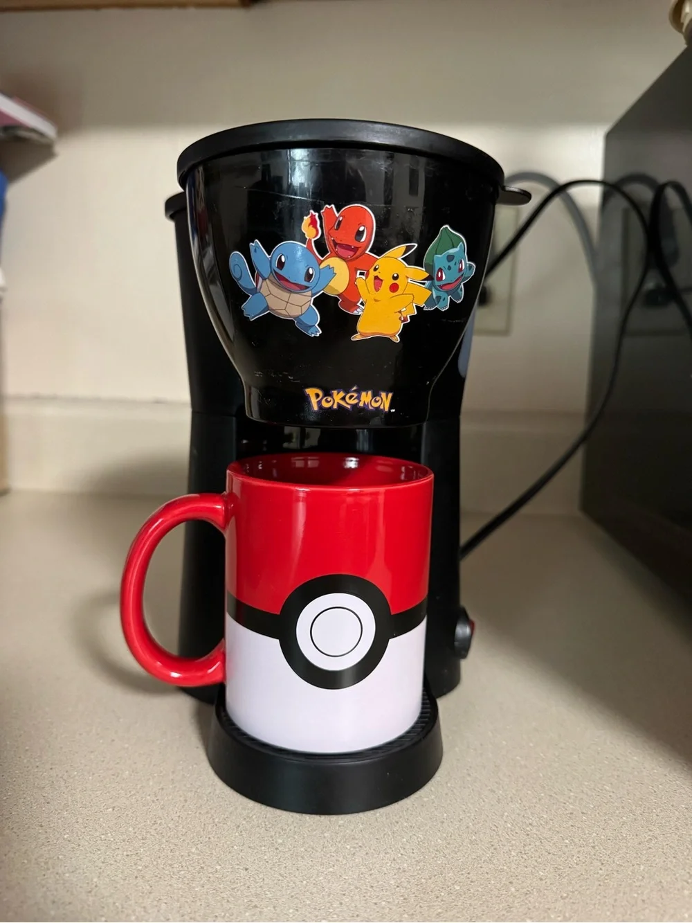 Pokémon Poke Ball Mug with Coffee Maker